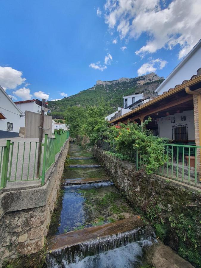 Alojamiento Rural Casa Inocente La Toba  Exterior photo