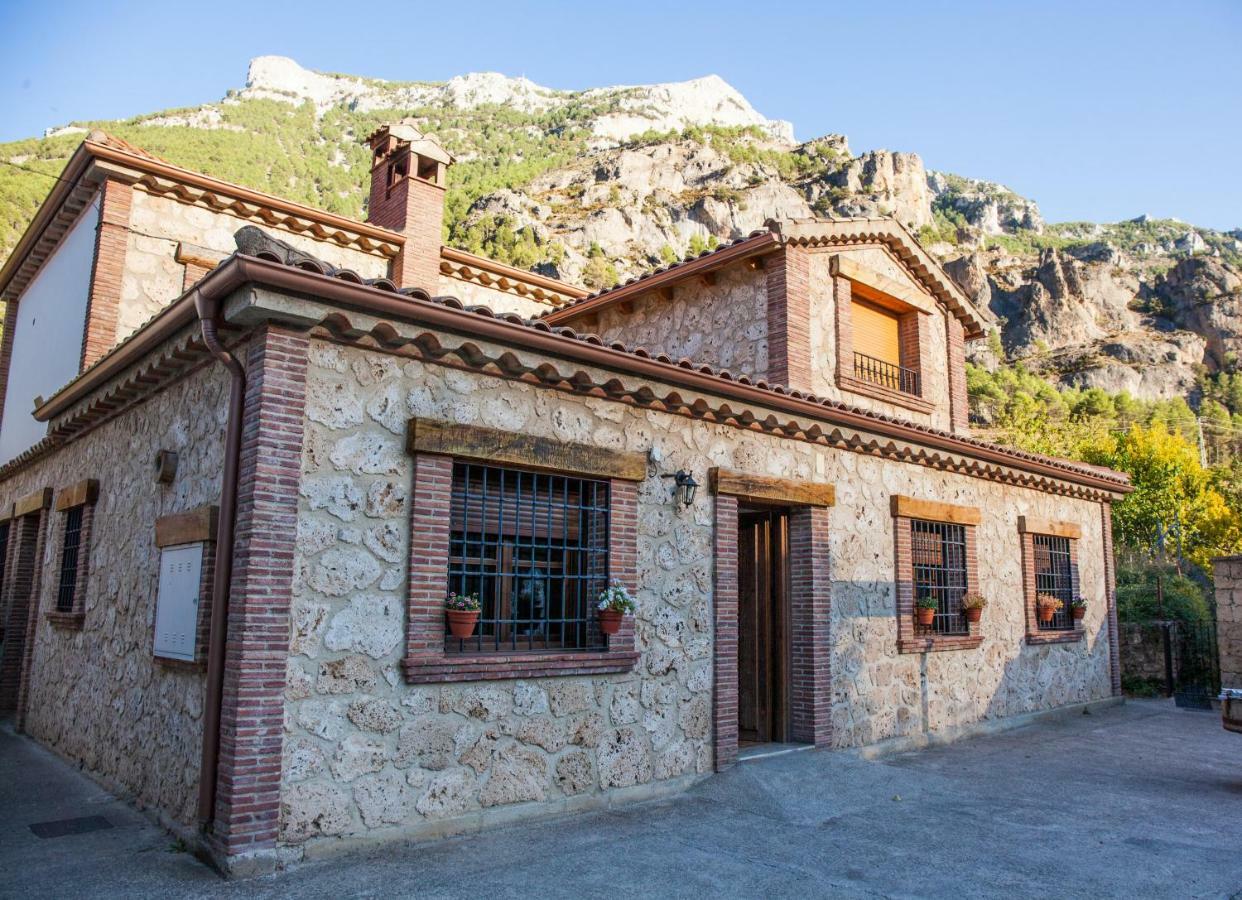 Alojamiento Rural Casa Inocente La Toba  Exterior photo